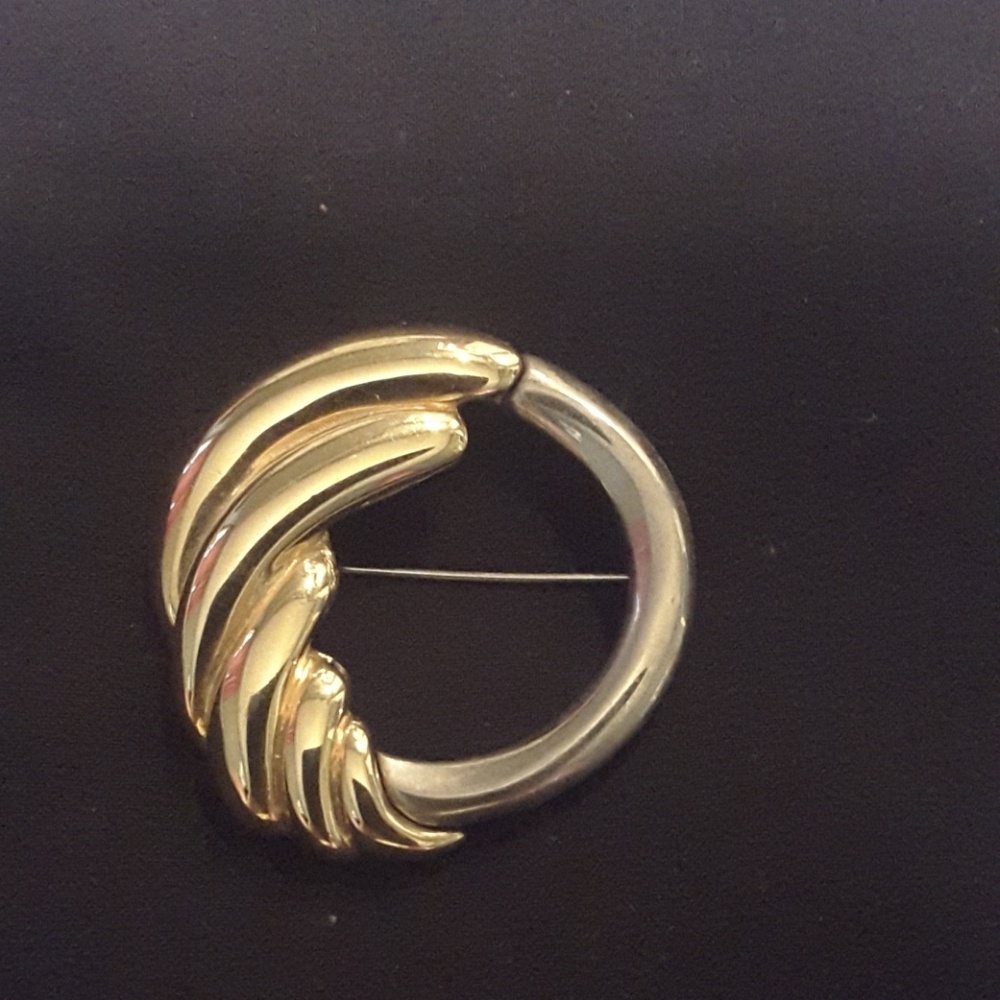 Broach